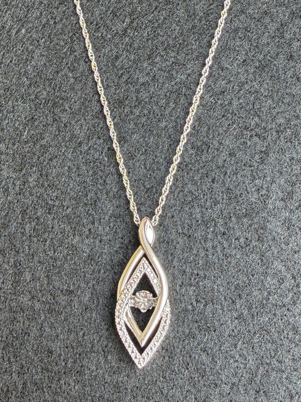 Kay Jewelers Diamonds in Rhythm® Moving Diamond Pendant Necklace | .925 Sterling